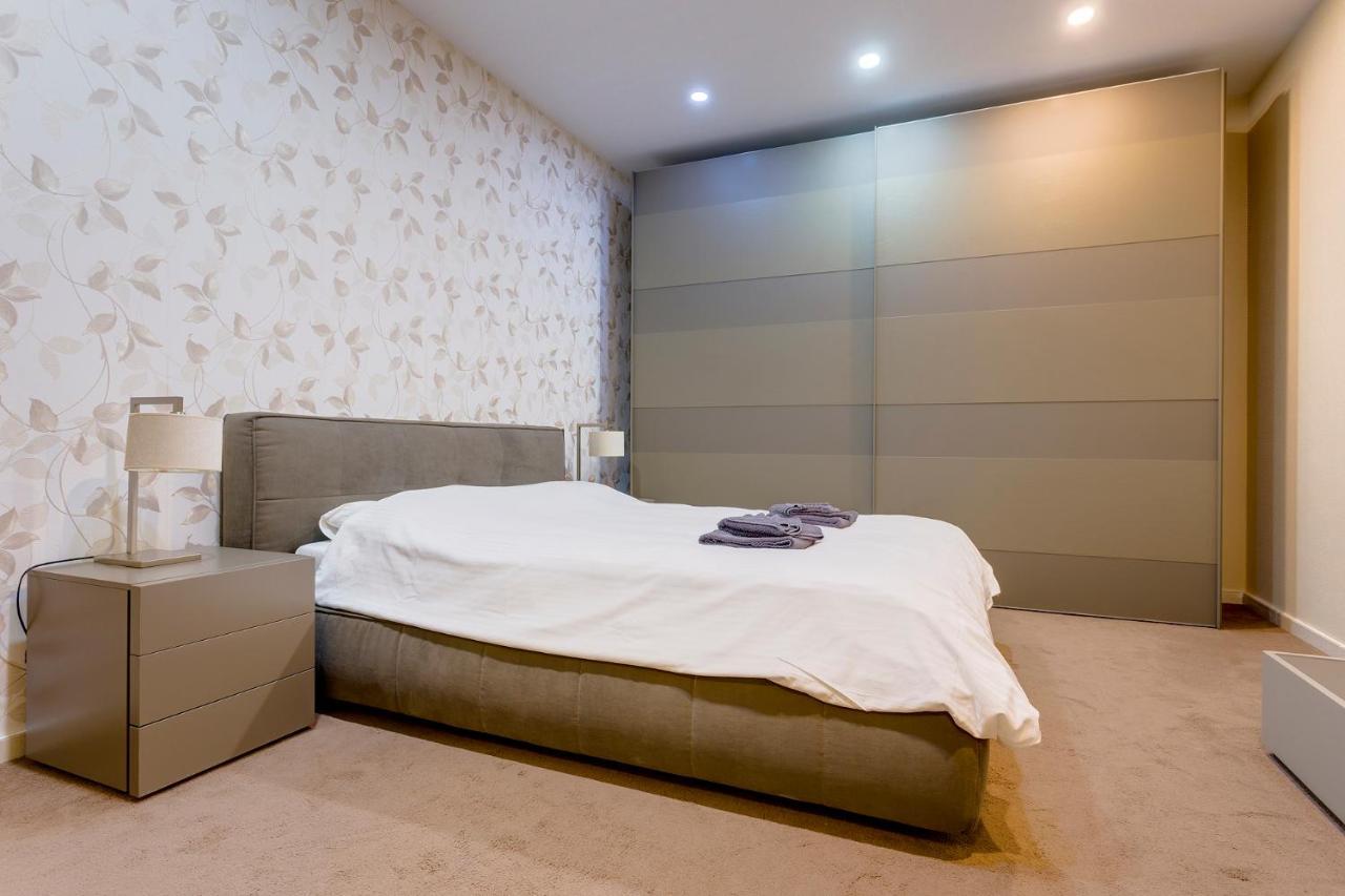 Luxury Apt W/ Side Seaviews And Pool, Top Location สลีมา ภายนอก รูปภาพ