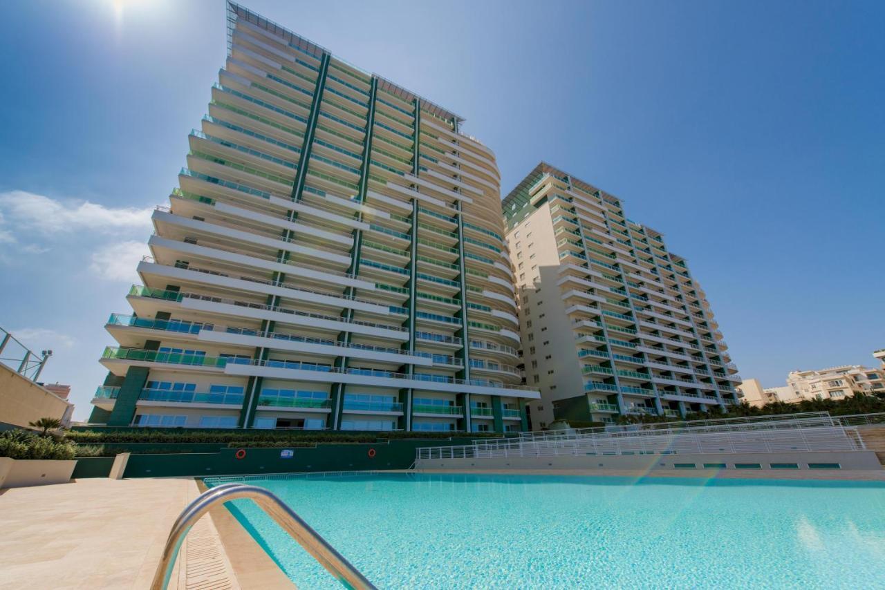 Luxury Apt W/ Side Seaviews And Pool, Top Location สลีมา ภายนอก รูปภาพ