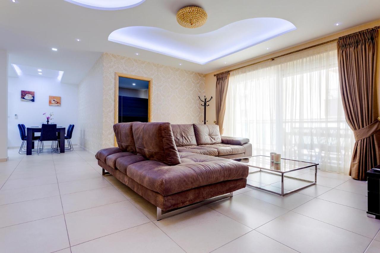 Luxury Apt W/ Side Seaviews And Pool, Top Location สลีมา ภายนอก รูปภาพ
